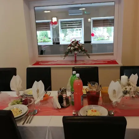 Otel Aleksander Długopole-Zdrój