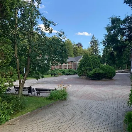 Otel Aleksander Długopole-Zdrój