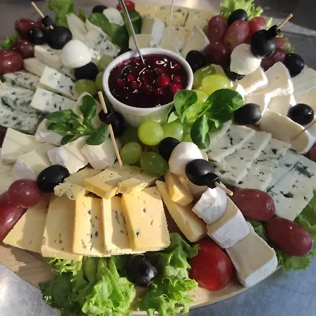 Aleksander Otel Długopole-Zdrój